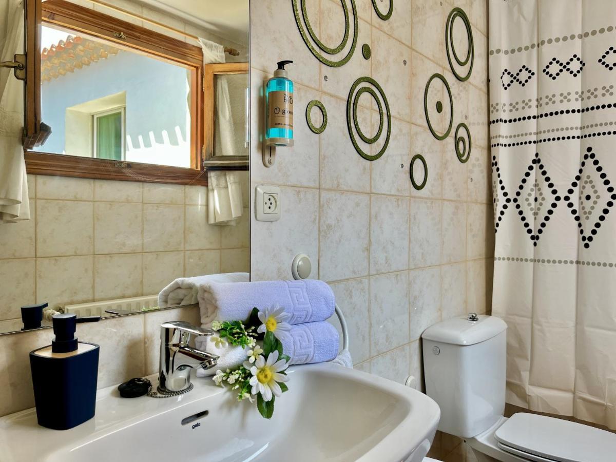 Hostal Nomadas By Gloove Вияба де ла Сиера Екстериор снимка