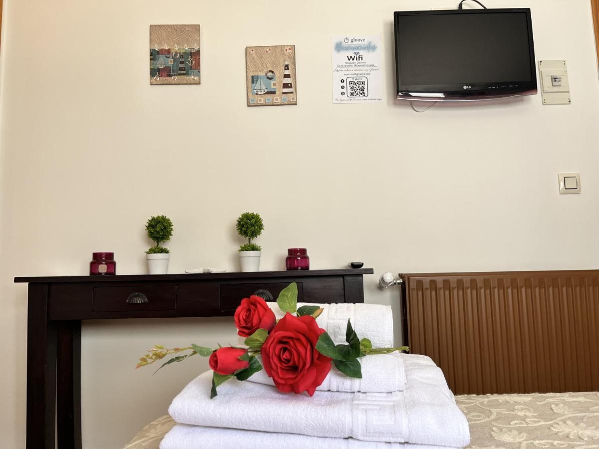 Hostal Nomadas By Gloove Вияба де ла Сиера Екстериор снимка
