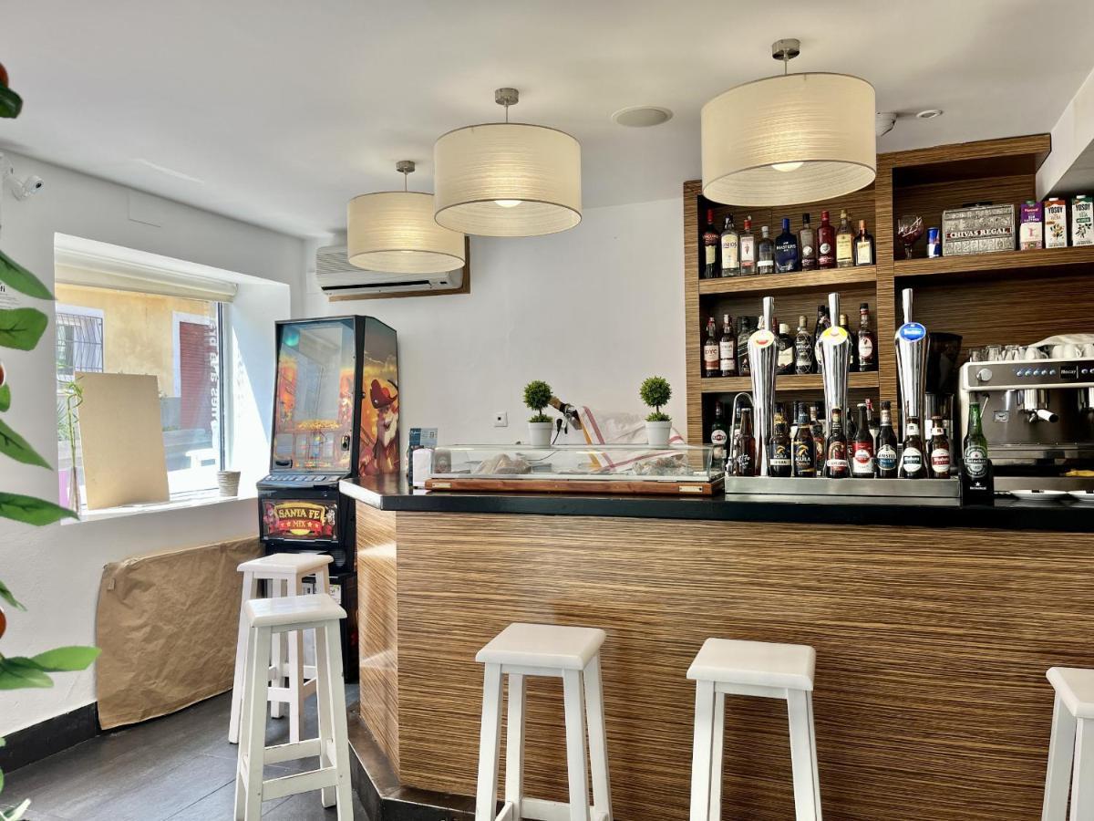 Hostal Nomadas By Gloove Вияба де ла Сиера Екстериор снимка