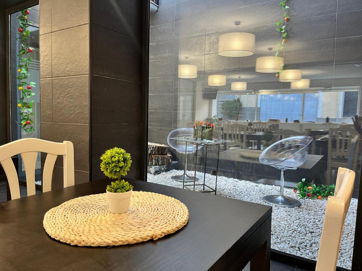 Hostal Nomadas By Gloove Вияба де ла Сиера Екстериор снимка