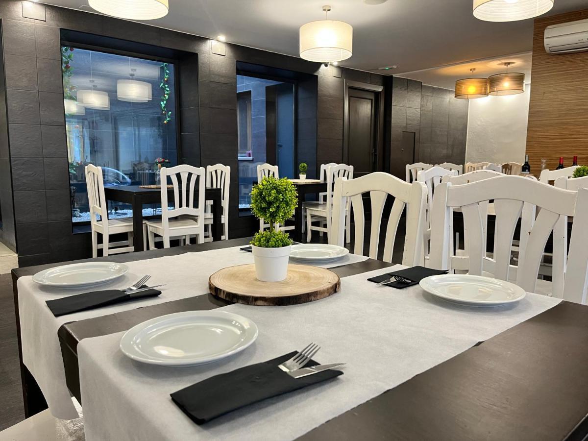 Hostal Nomadas By Gloove Вияба де ла Сиера Екстериор снимка